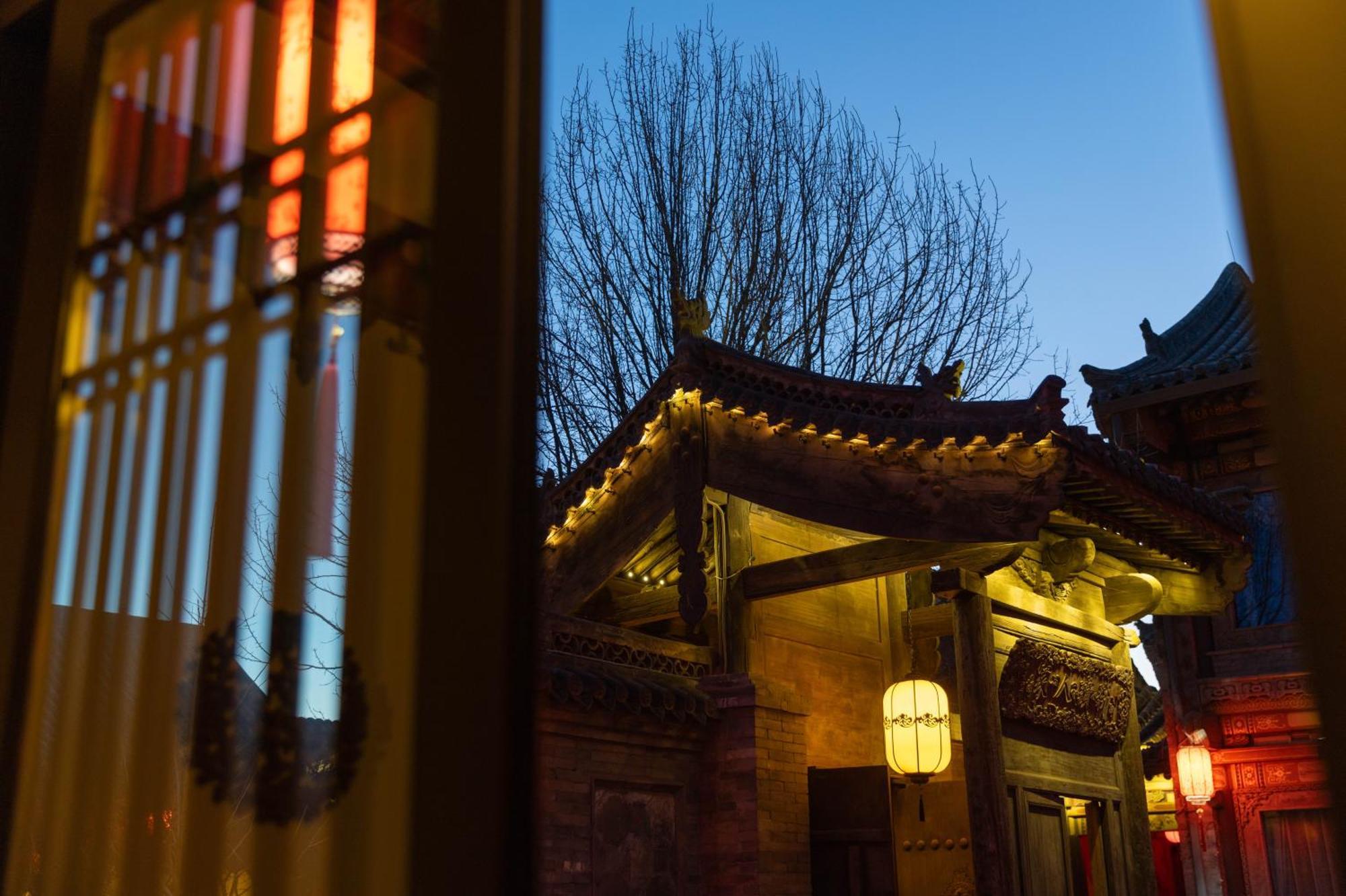 Datong Yunzhong Traditional Courtyard Exterior foto